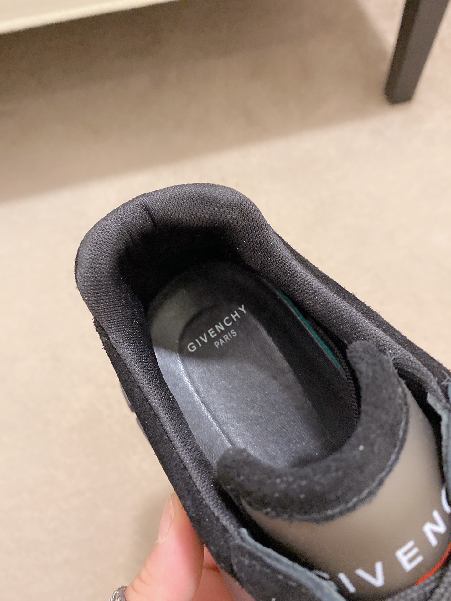 Givenchy Spectre Zip Sneakers 15 - vstockx