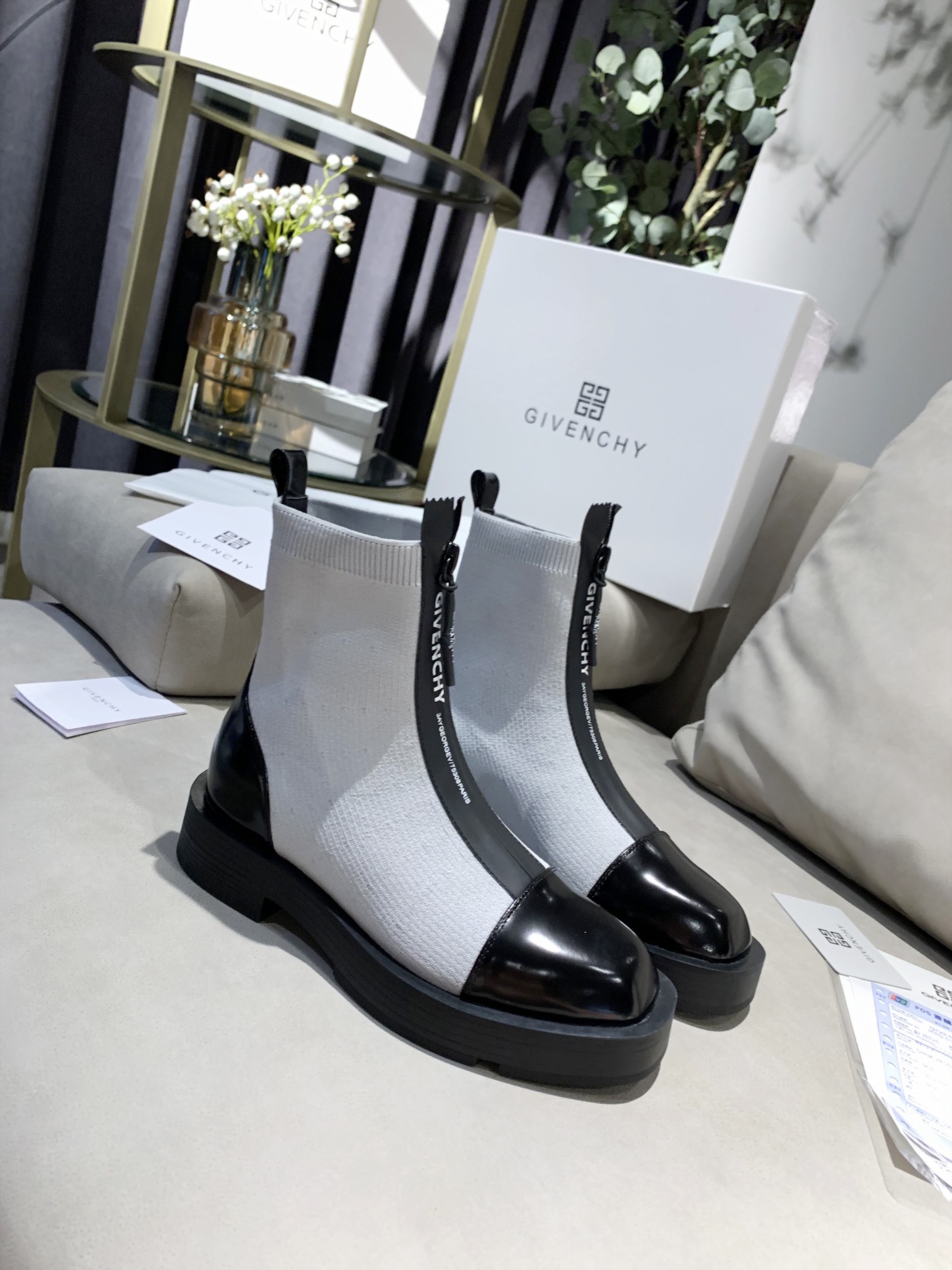 Givenchy Boots 16 - vstockx
