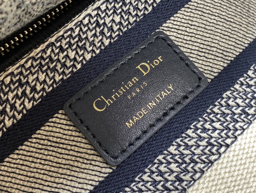 Handbags Dior 6605 size:24cm - vstockx