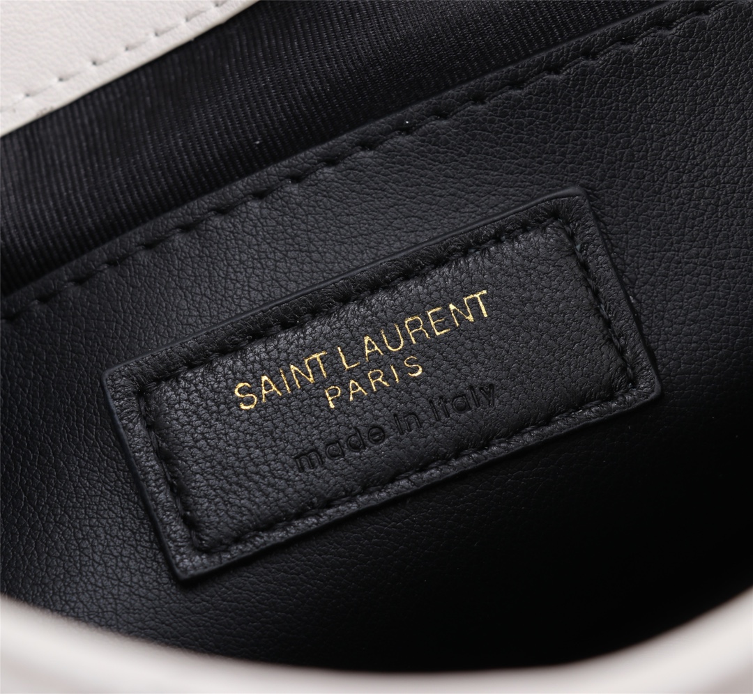 Handbags SAINT LAURENT 698567 size 24x18x5.5 cm - vstockx