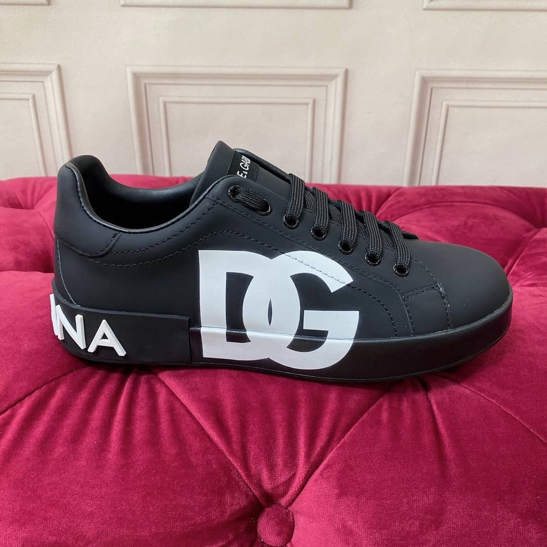 Dolce & Gabbana Low Tops Sneakers 232 - vstockx