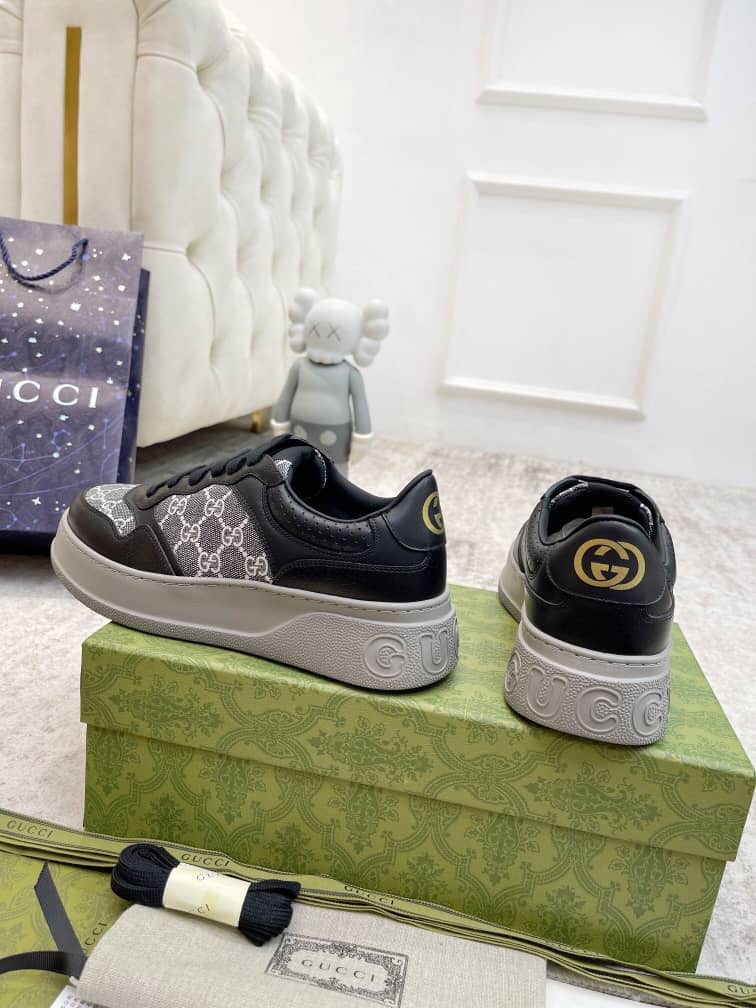 Gucci GG Sneaker Black leather trim - vstockx
