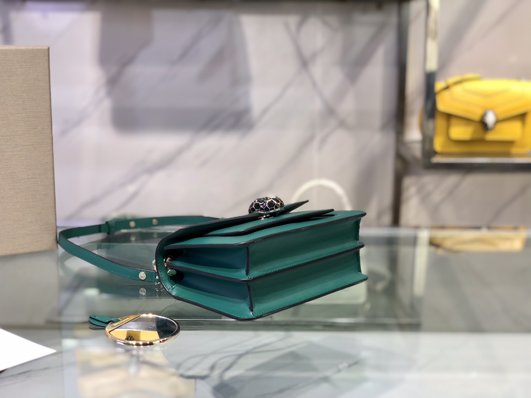 Handbags Bvlgari 9676 size:19*13*7 cm - vstockx