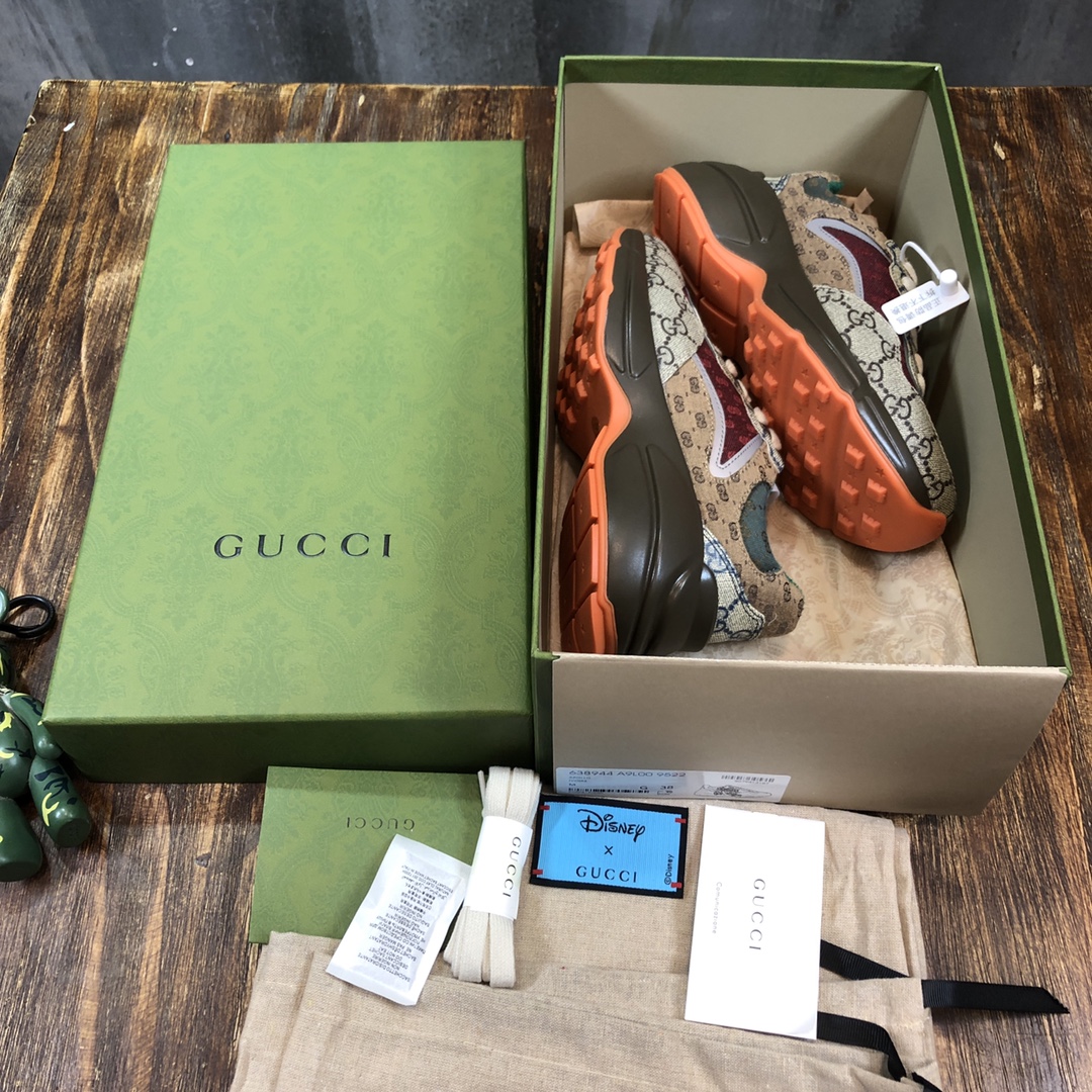 Gucci Rhyton sneaker 37 - vstockx