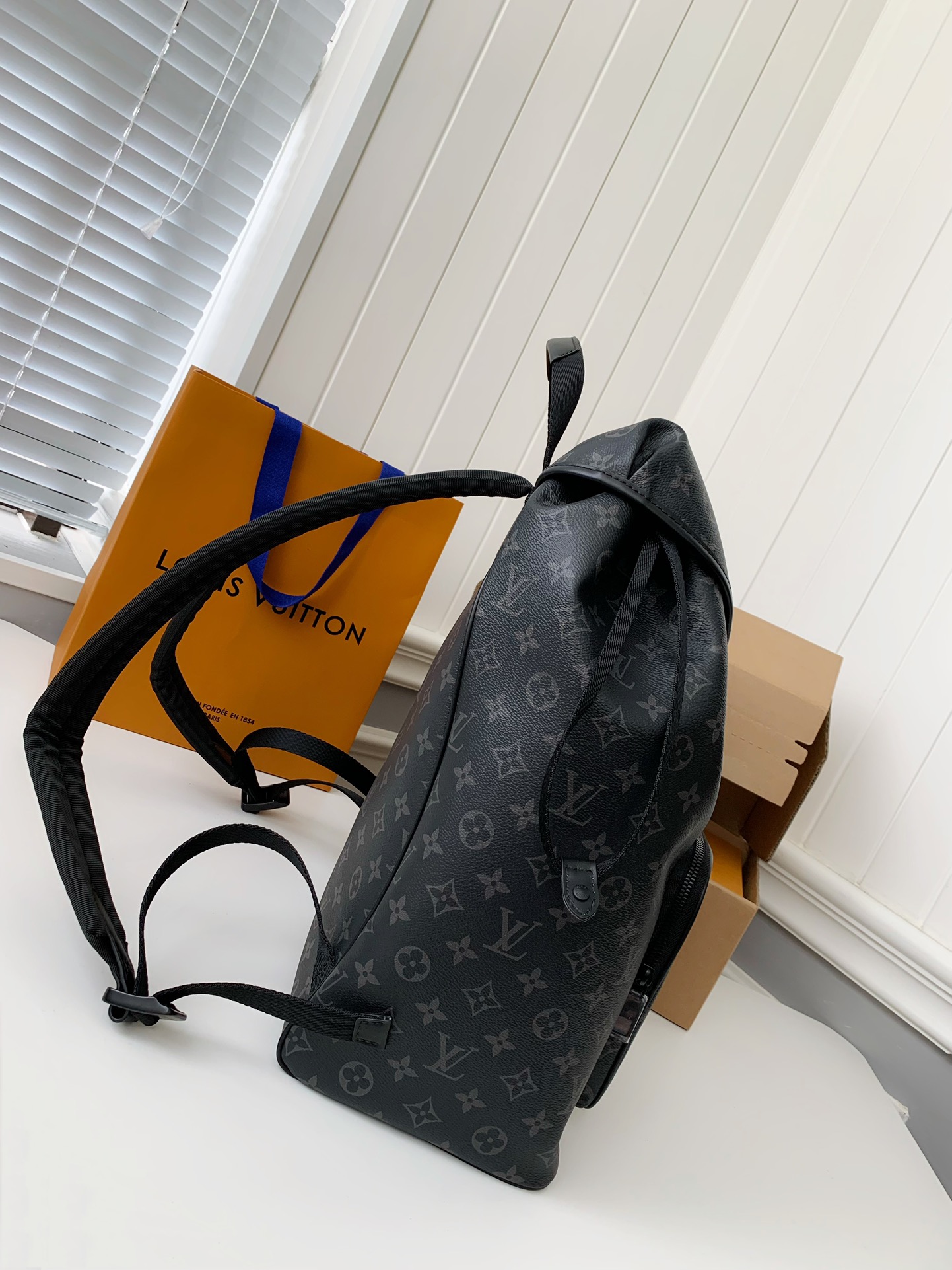 Handbags Louis Vuitton M45583 size:32*40*19 cm - vstockx