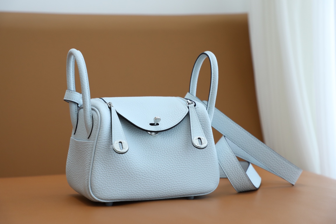 Handbags Hermes Lindy mini tc - vstockx