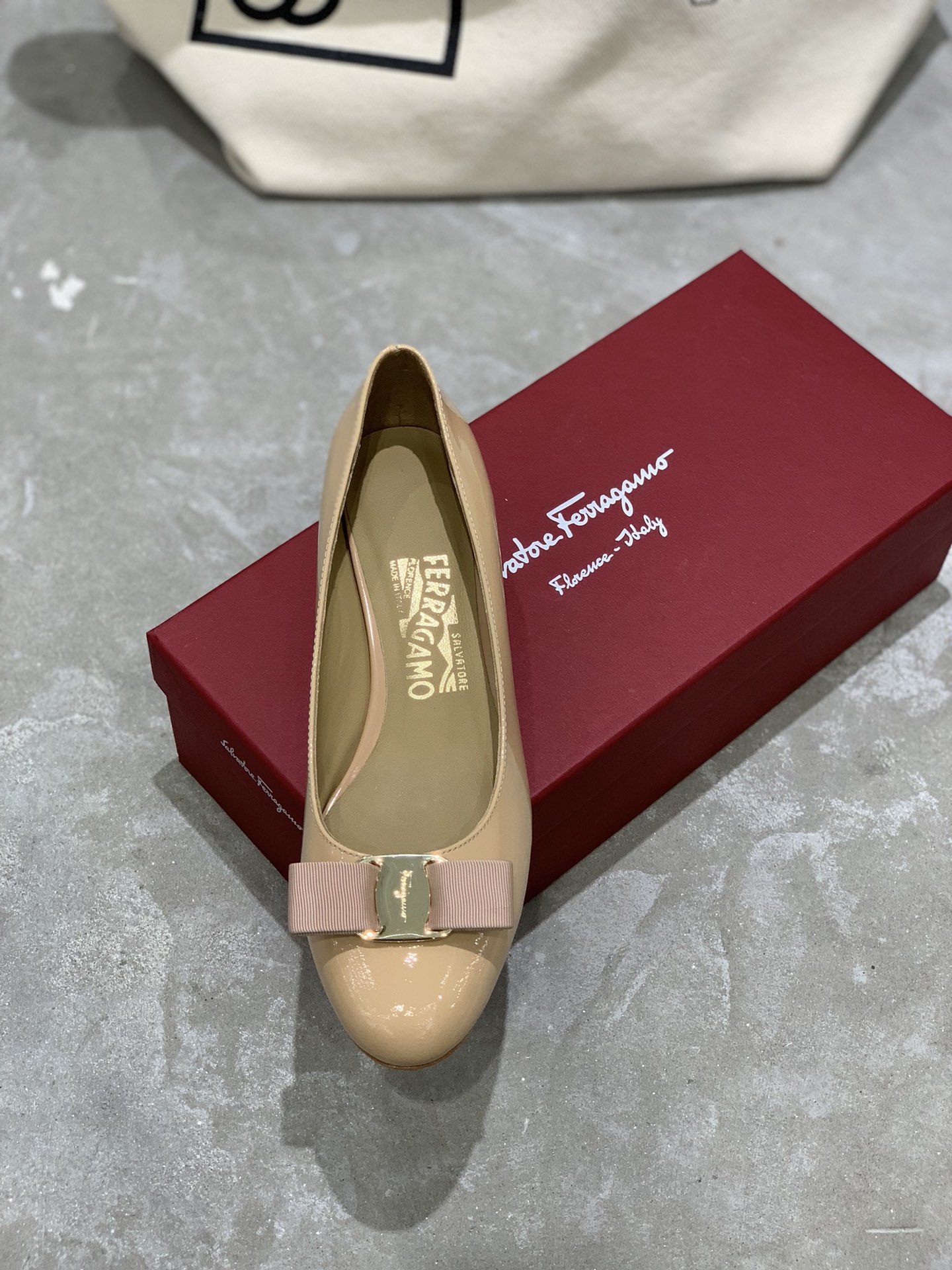 Salvatore Ferragamo Heel 4 - vstockx