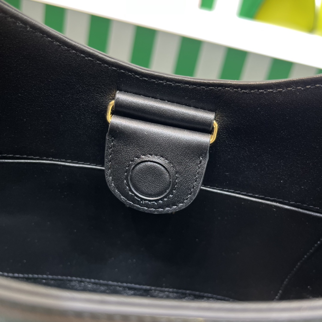 Handbags Prada 1BC179 size:17*27*5 cm - vstockx