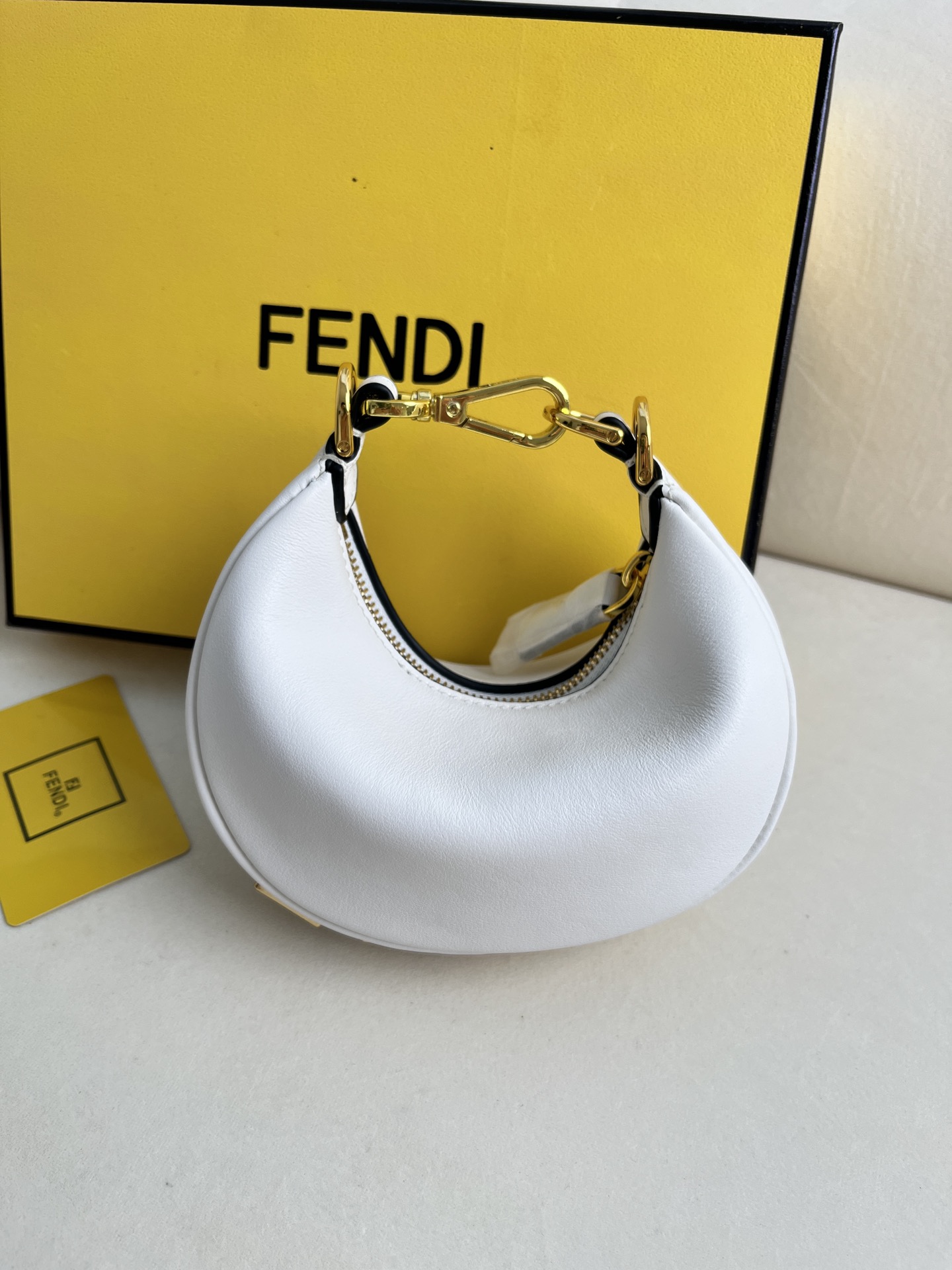 handbags FENDI 206 size:16.5*14*5cm - vstockx