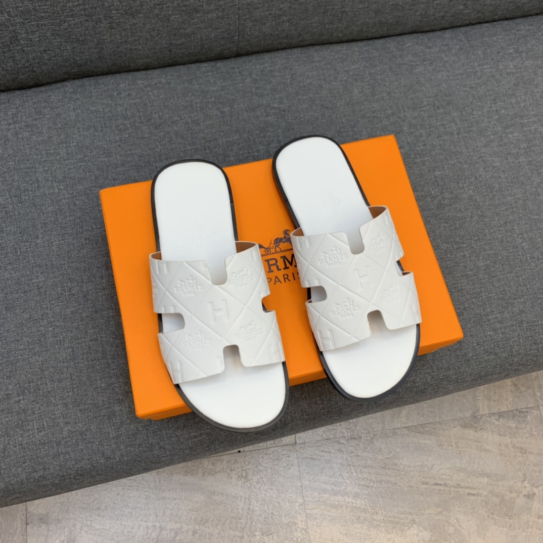 Hermes Sandals 17 - vstockx