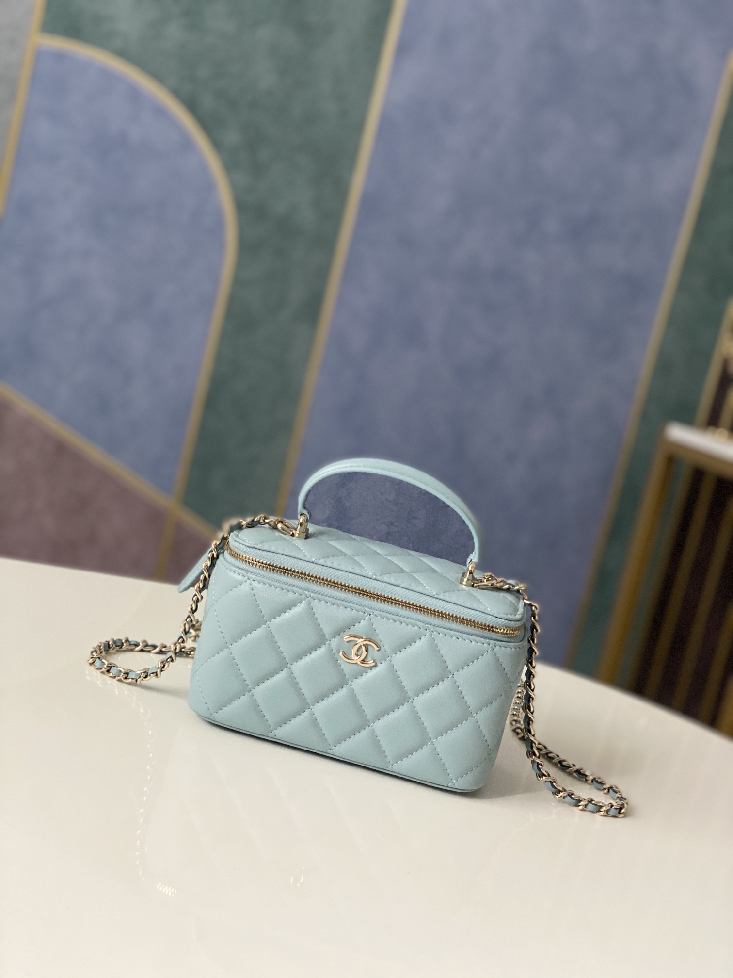 Handbag chanel 81190 size 9.5 17 8 cm - vstockx