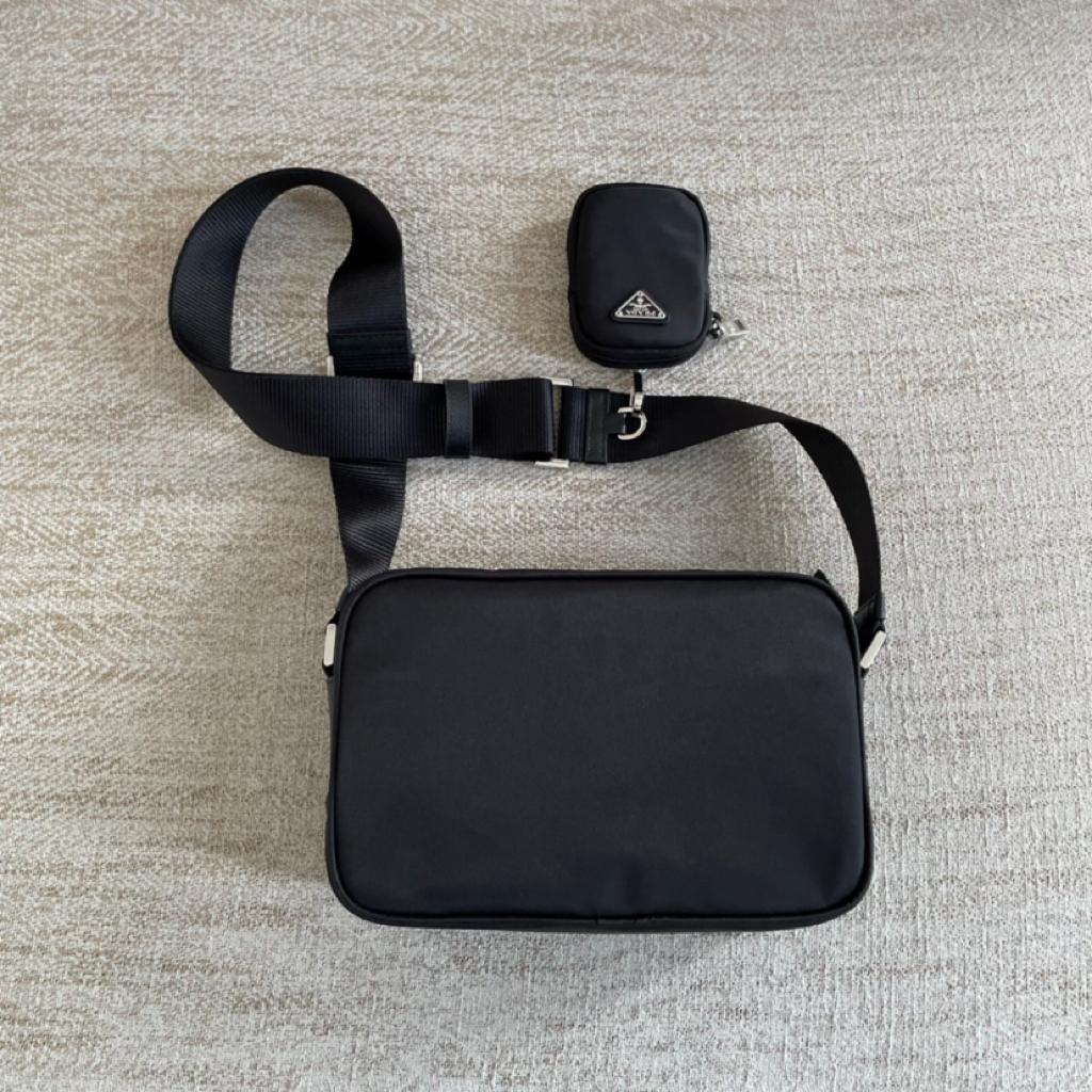 Handbag Prada 2VD048 size 23*15*7cm - vstockx