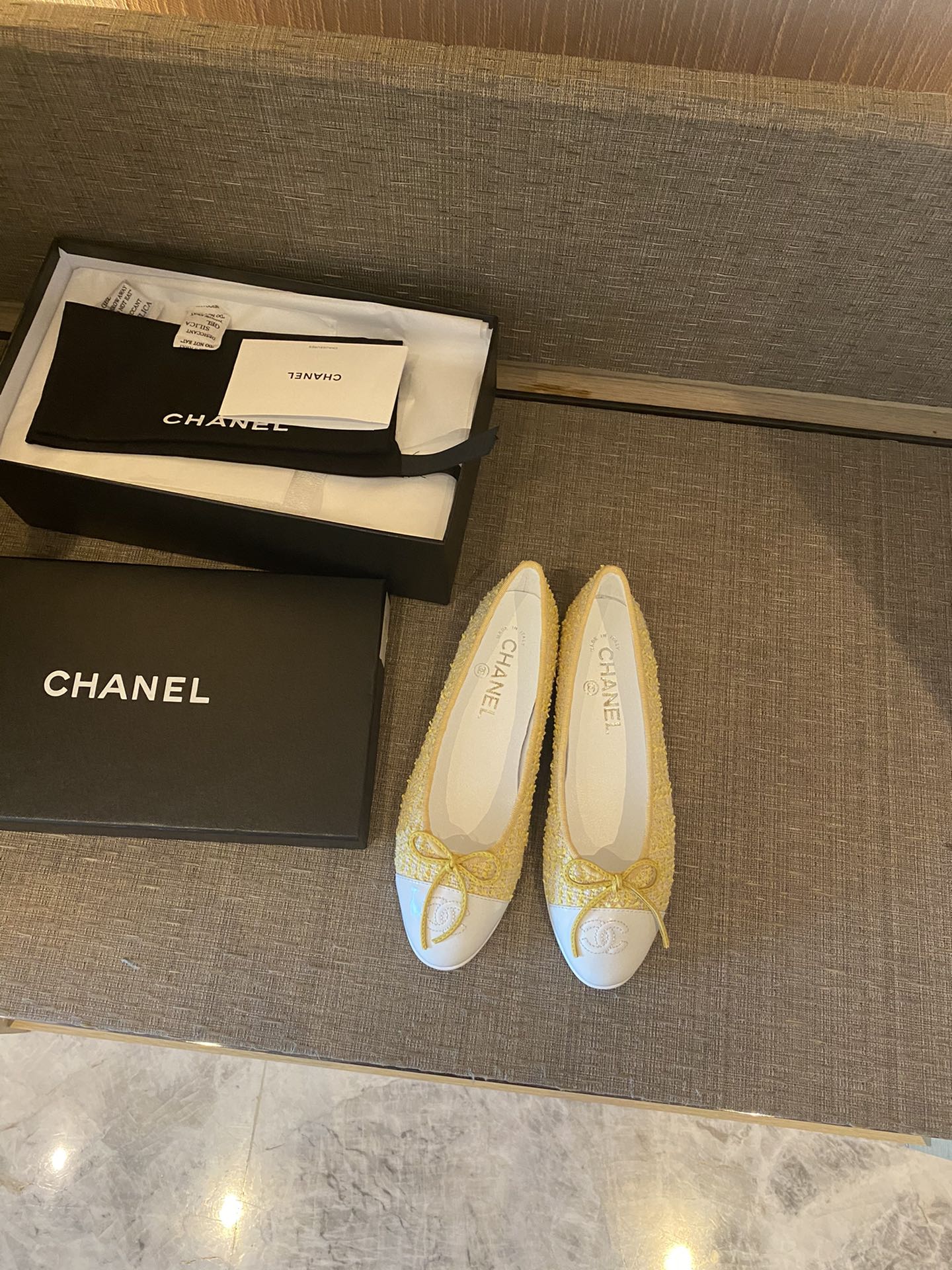 Chanel Ballerinas Fabric & Grosgrain 39 - vstockx