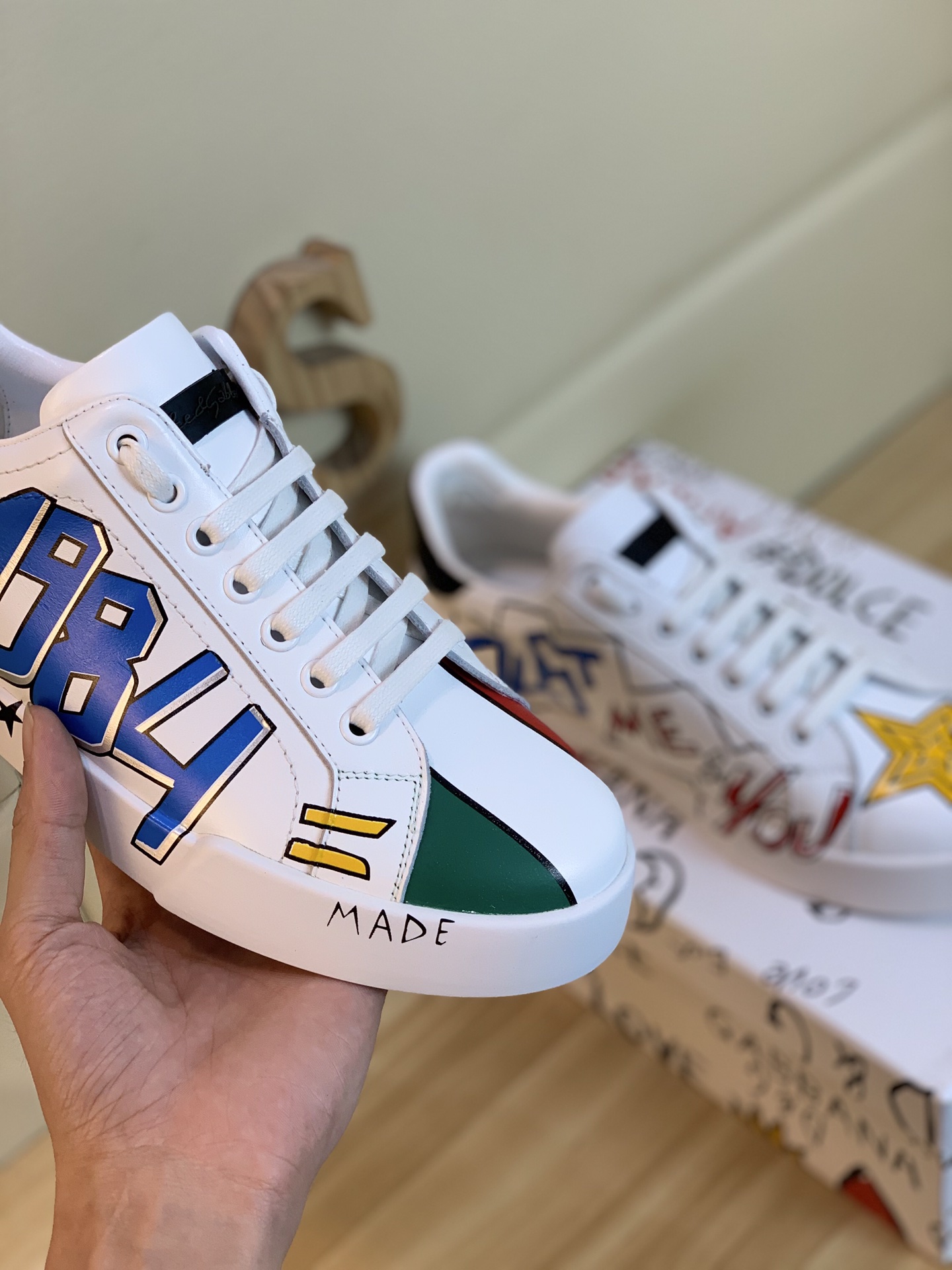 Dolce & Gabbana Low Tops Sneakers 127 - vstockx