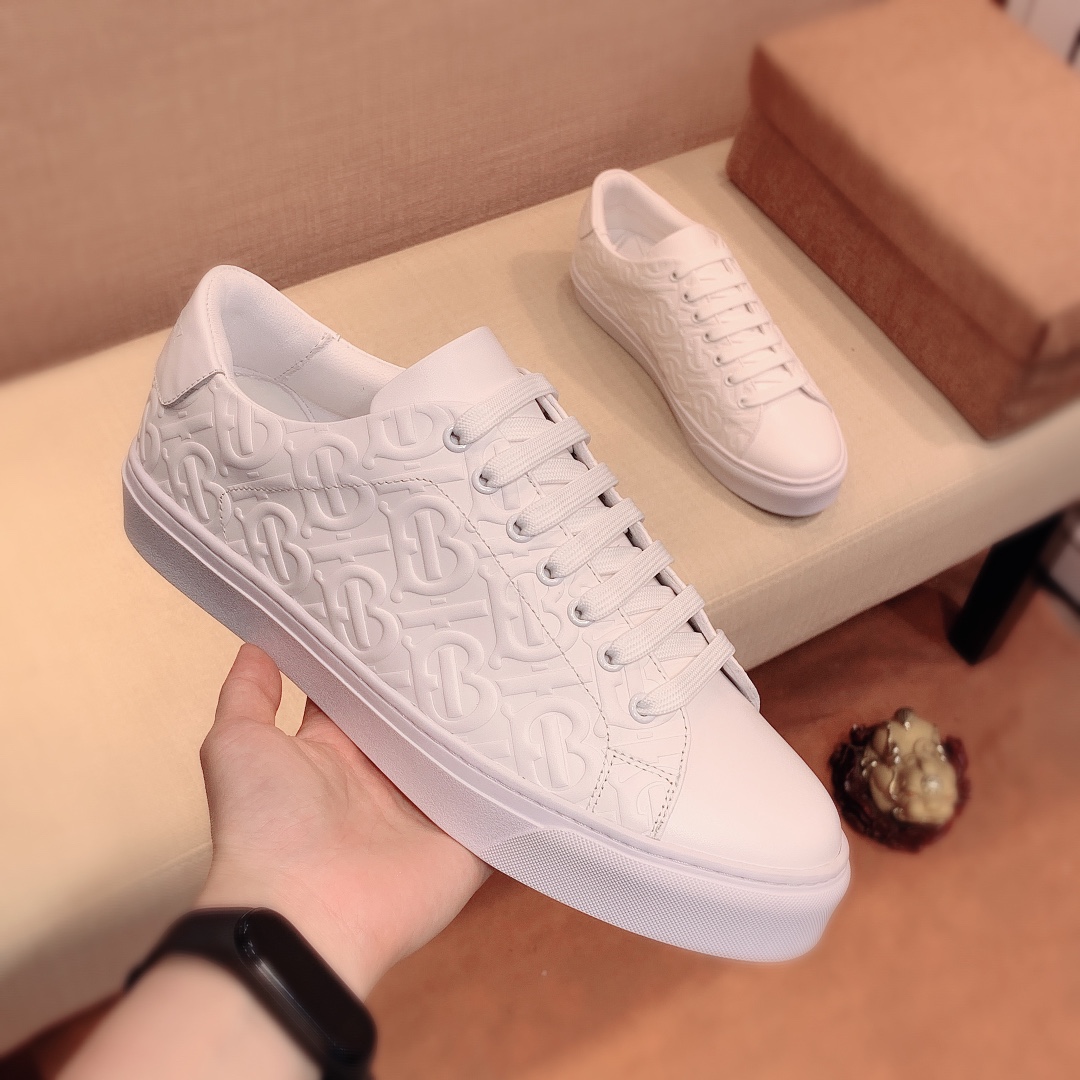 Burberry Perforated Check Sneaker 27 - vstockx