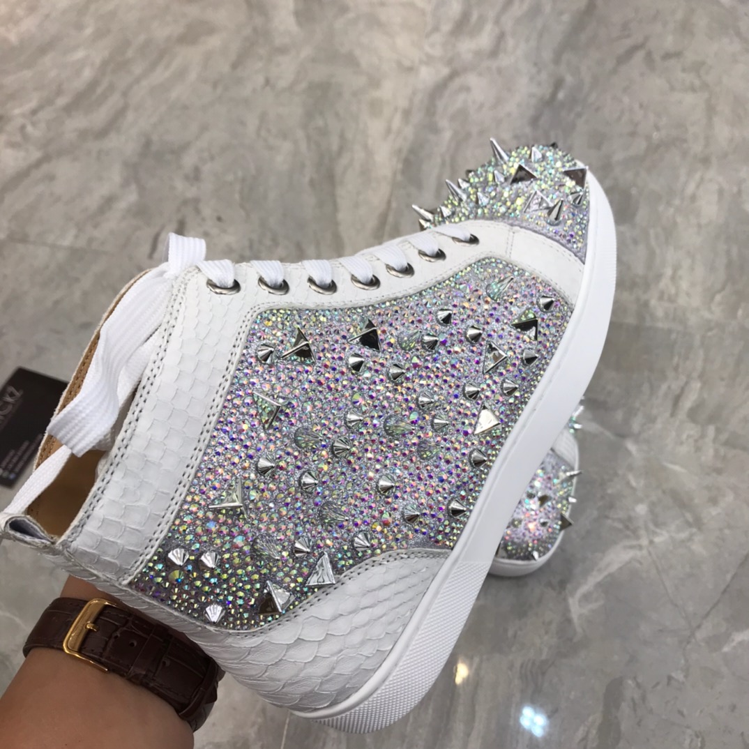 Christian Louboutin Louis Junior Spikes Orlato Flat Sneakers 26 - vstockx