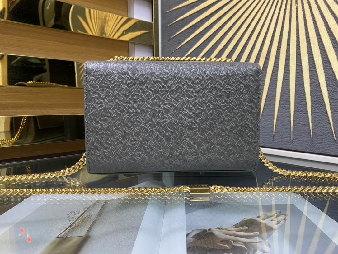Handbags SAINT LAURENT 474366 size 20x12.5x5 cm - vstockx