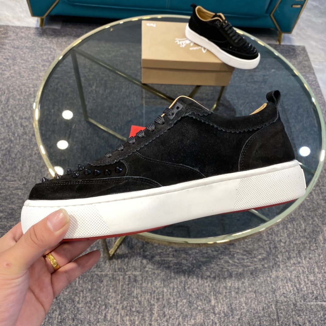 Christian Louboutin Happyrui Spikes Flat Sneakers 1 - vstockx