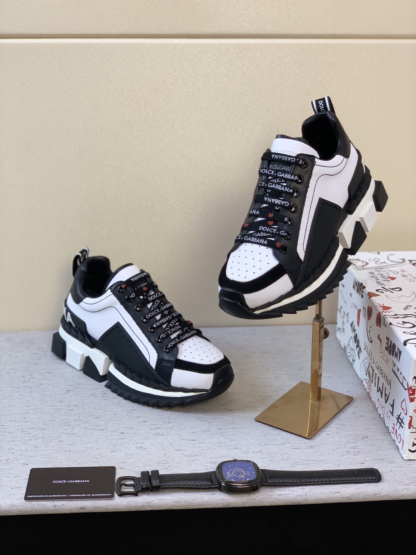 Dolce & Gabbana Low Tops Sneakers 32 - vstockx
