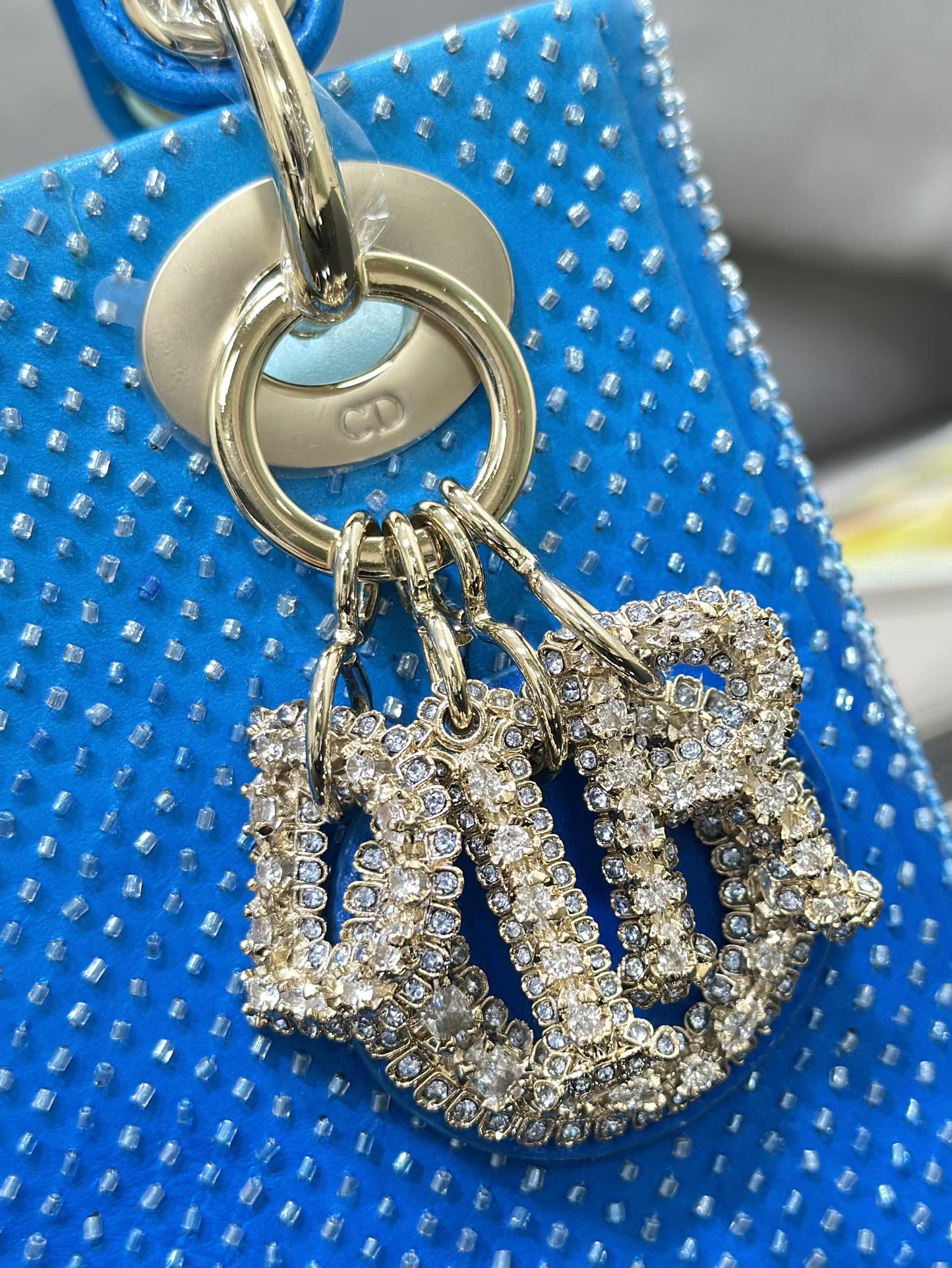 Handbag Dior M0505 size 17  15  7 cm - vstockx