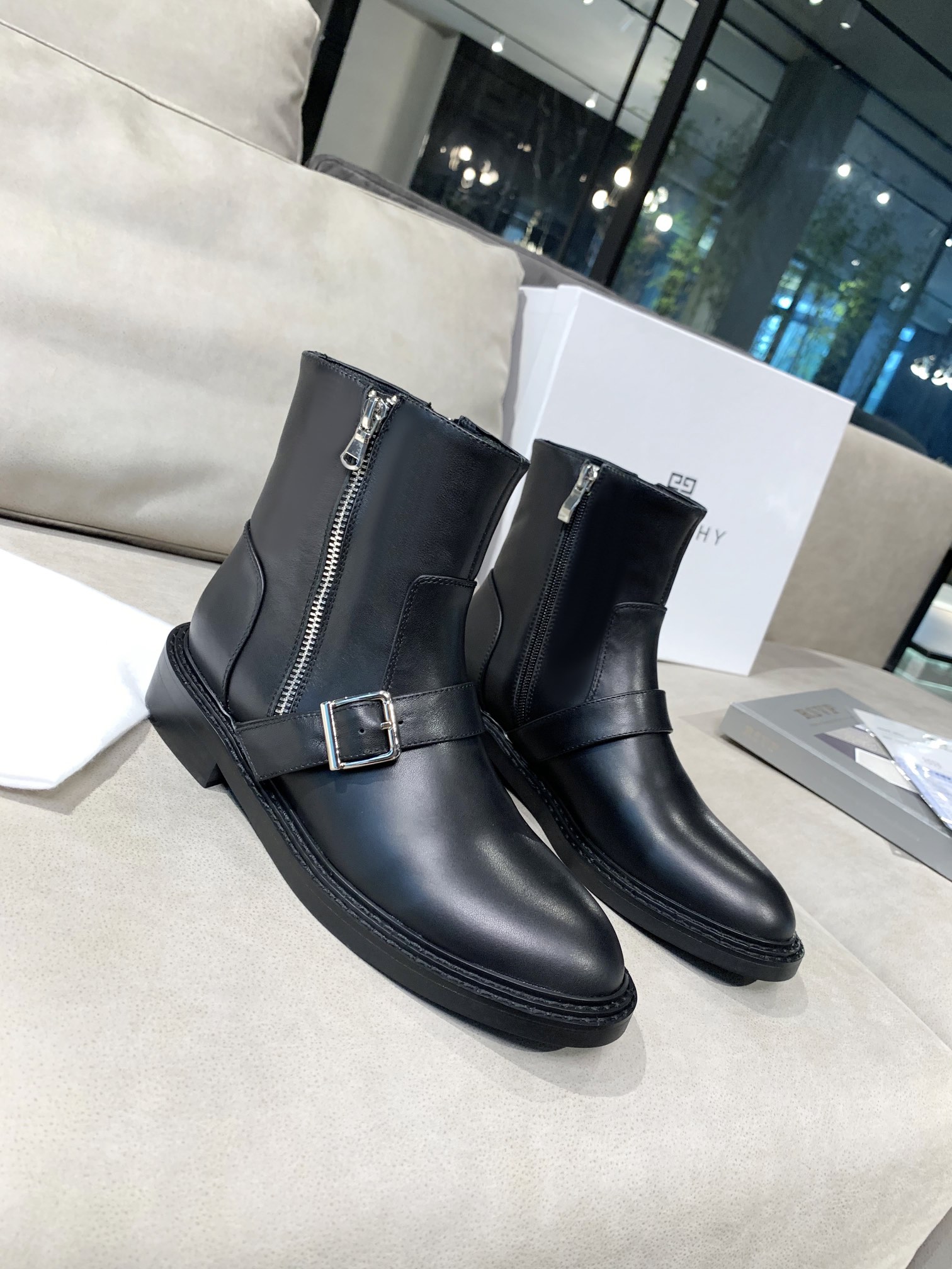 Givenchy Boots 1 - vstockx