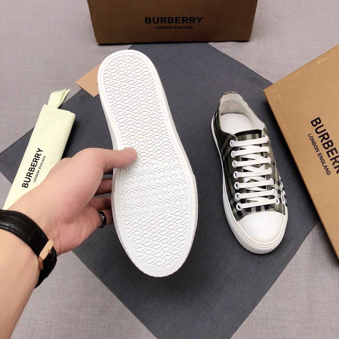 Burberry Perforated Check Sneaker 12 - vstockx