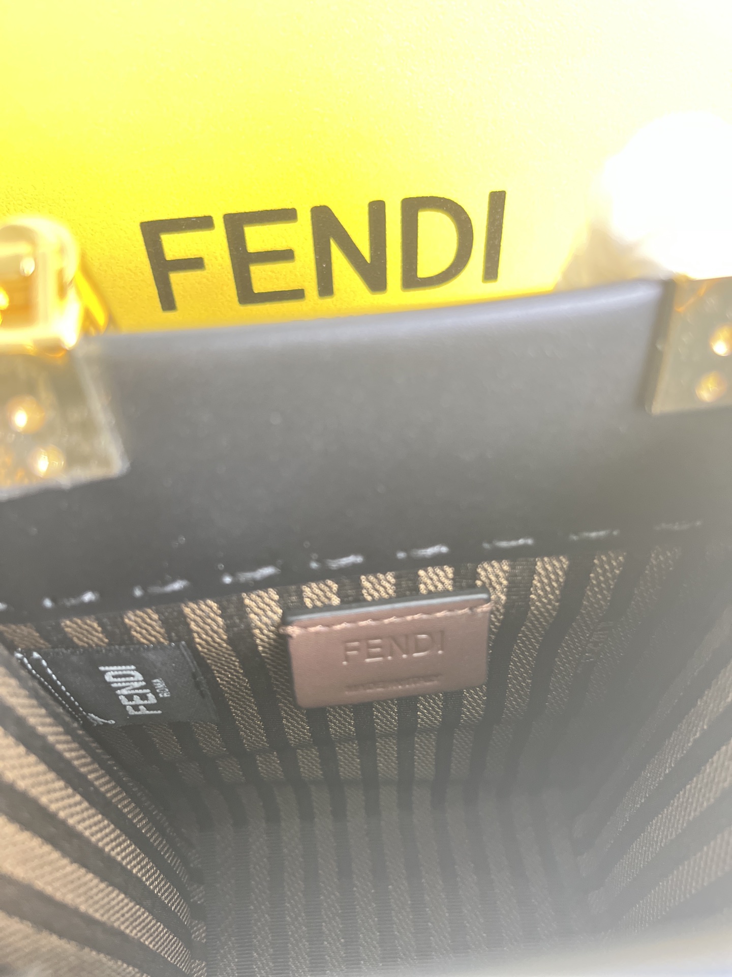 handbags FENDI 208 size:18*13*6.5- - vstockx