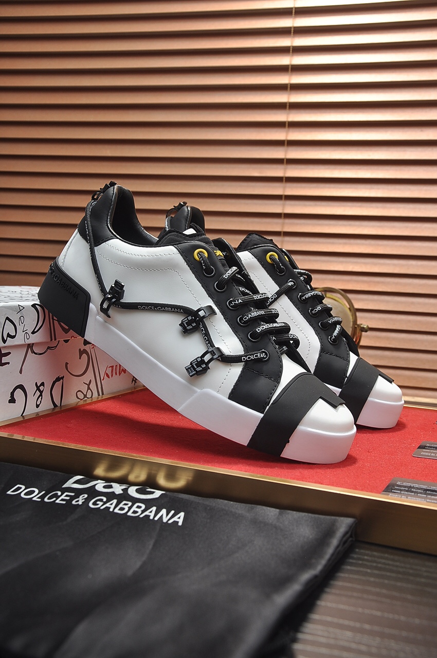 Dolce & Gabbana Low Tops Sneakers 63 - vstockx