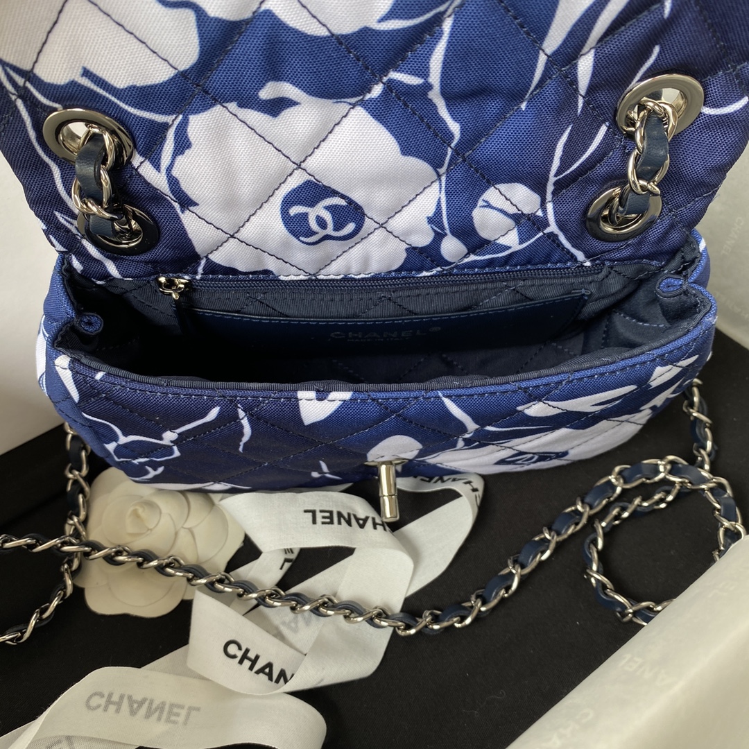 Handbag Chanel AS3522 size 20 cm - vstockx