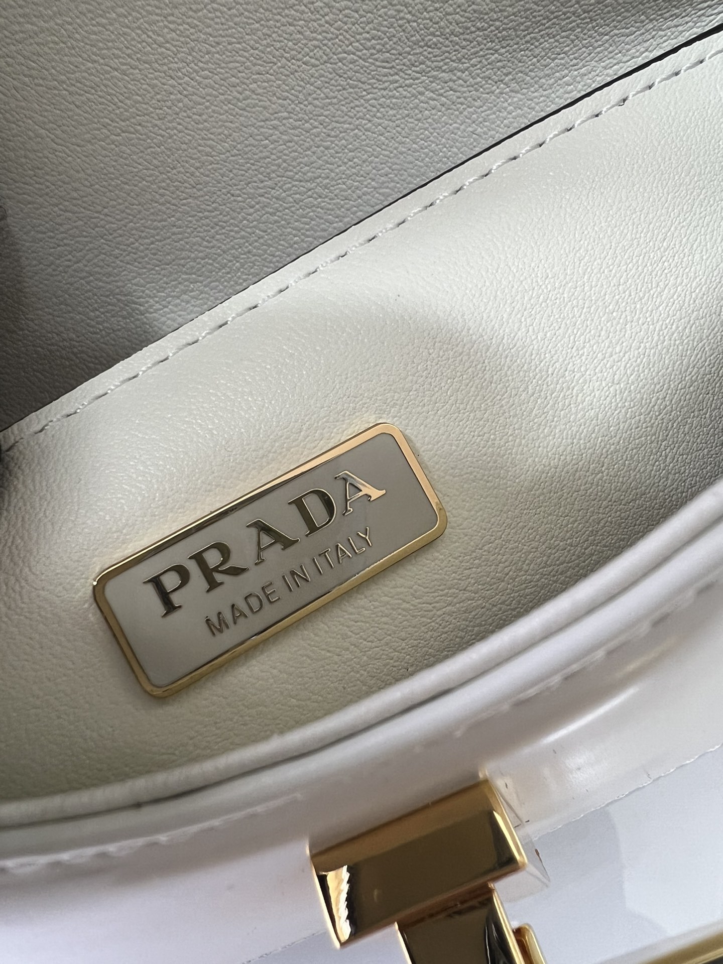 handbags prada 1BD345 24*11*4 - vstockx