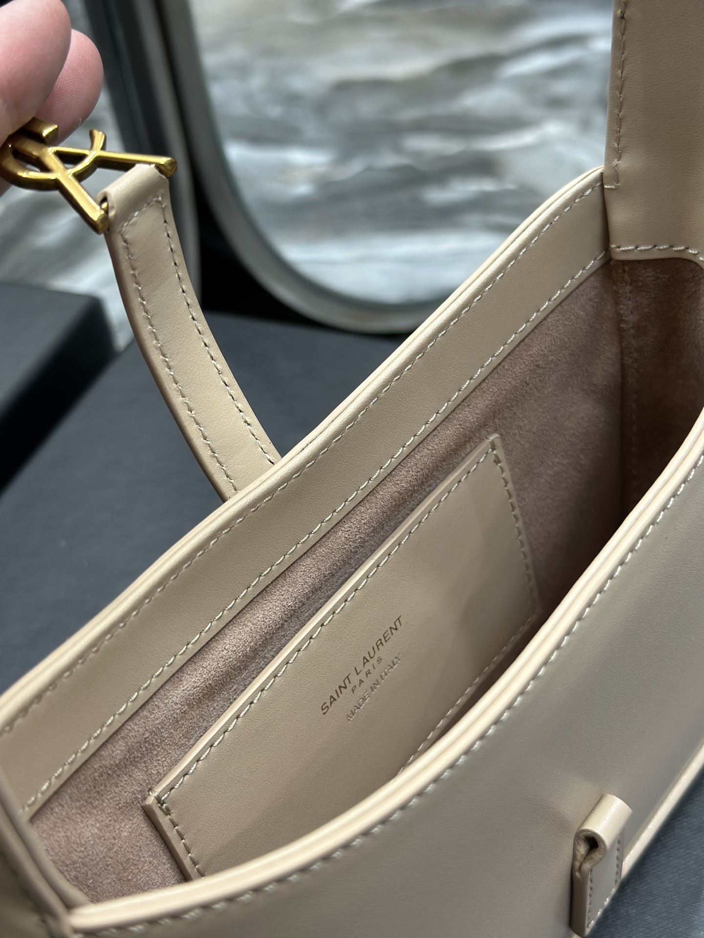 Handbags SAINT LAURENT 710310 size 19x11.5x4.5 cm - vstockx