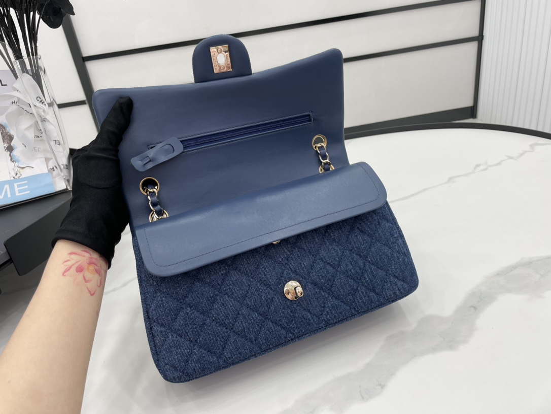 Handbag Chanel size 25 cm - vstockx