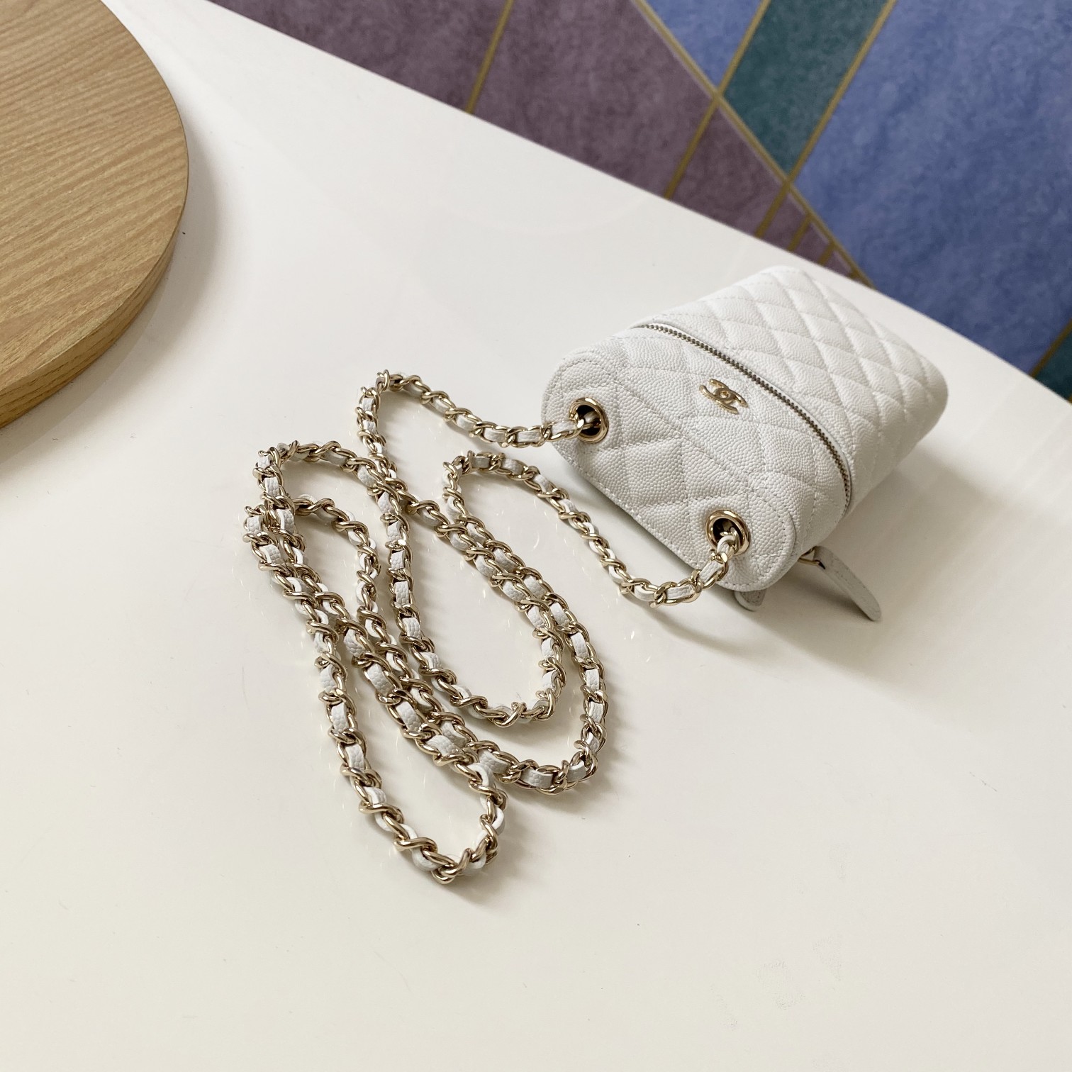 Handbag Chanel size 18*10.5*5 cm - vstockx