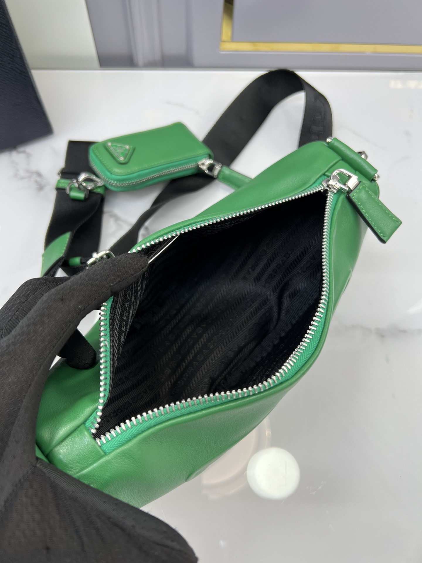 handbags prada 1BH190 26*14*12 - vstockx
