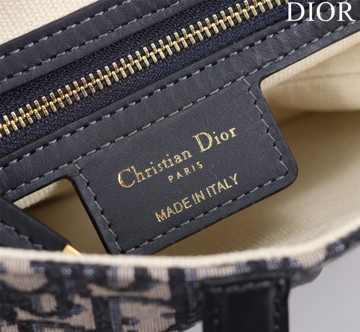 Handbag Dior M0446 size 19.5*16*6.5 cm - vstockx