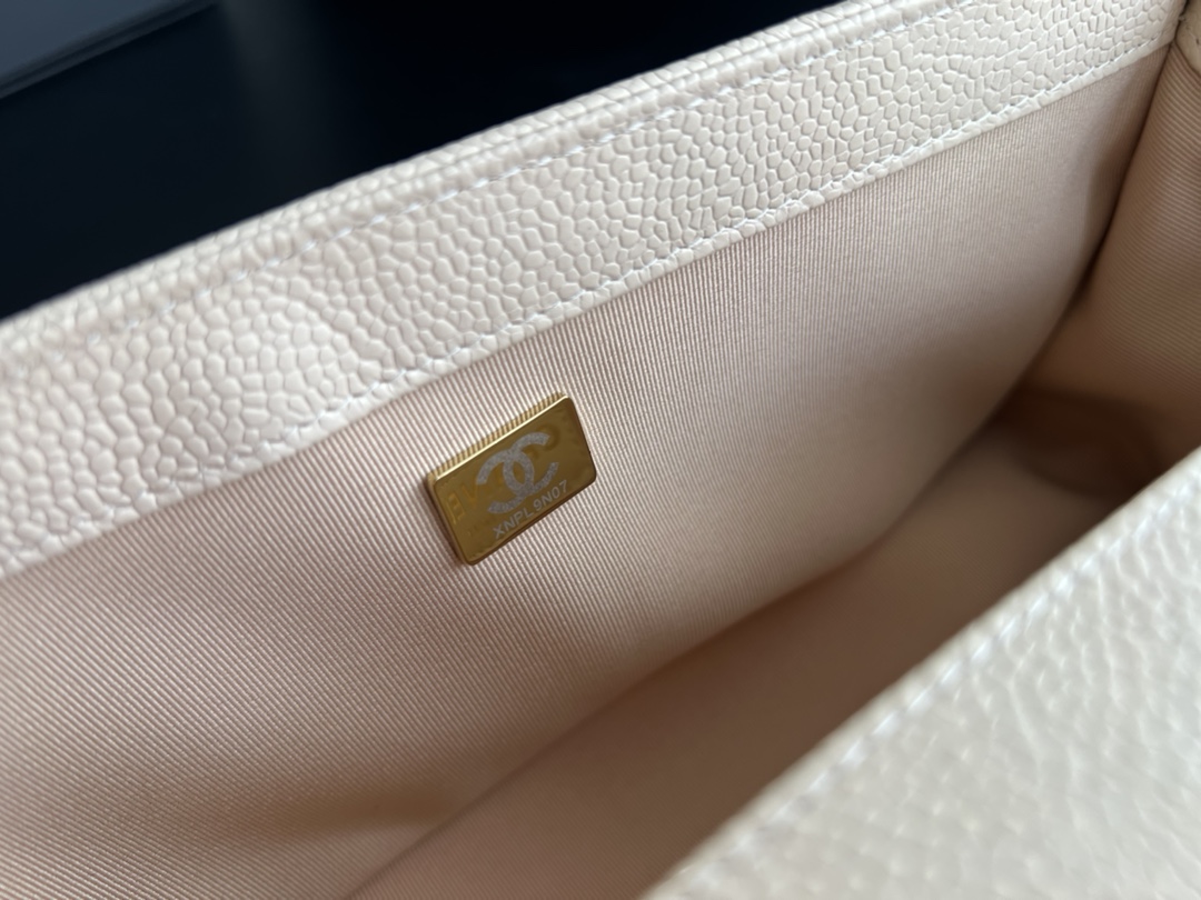 Handbag Chanel size 25 cm - vstockx