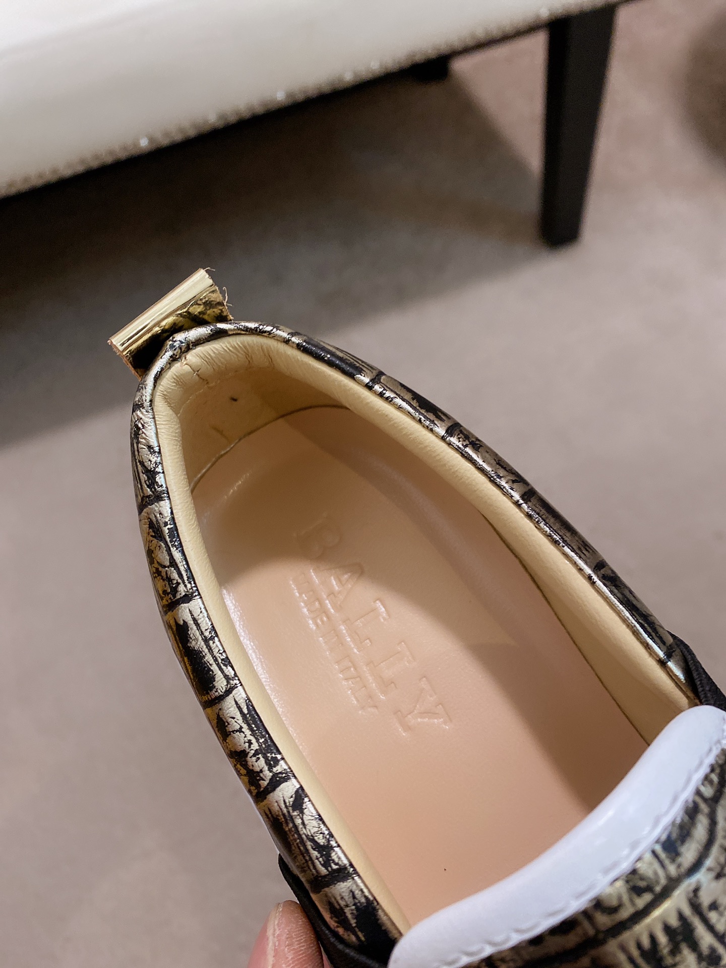 Bally Low Top Sneaker 1 - vstockx