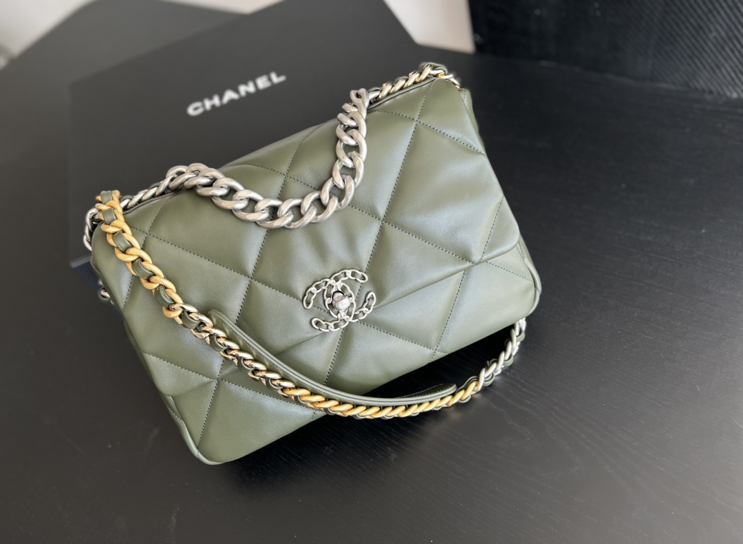 Handbag Chanel 1160 size 26cmx16cmx9 cm - vstockx