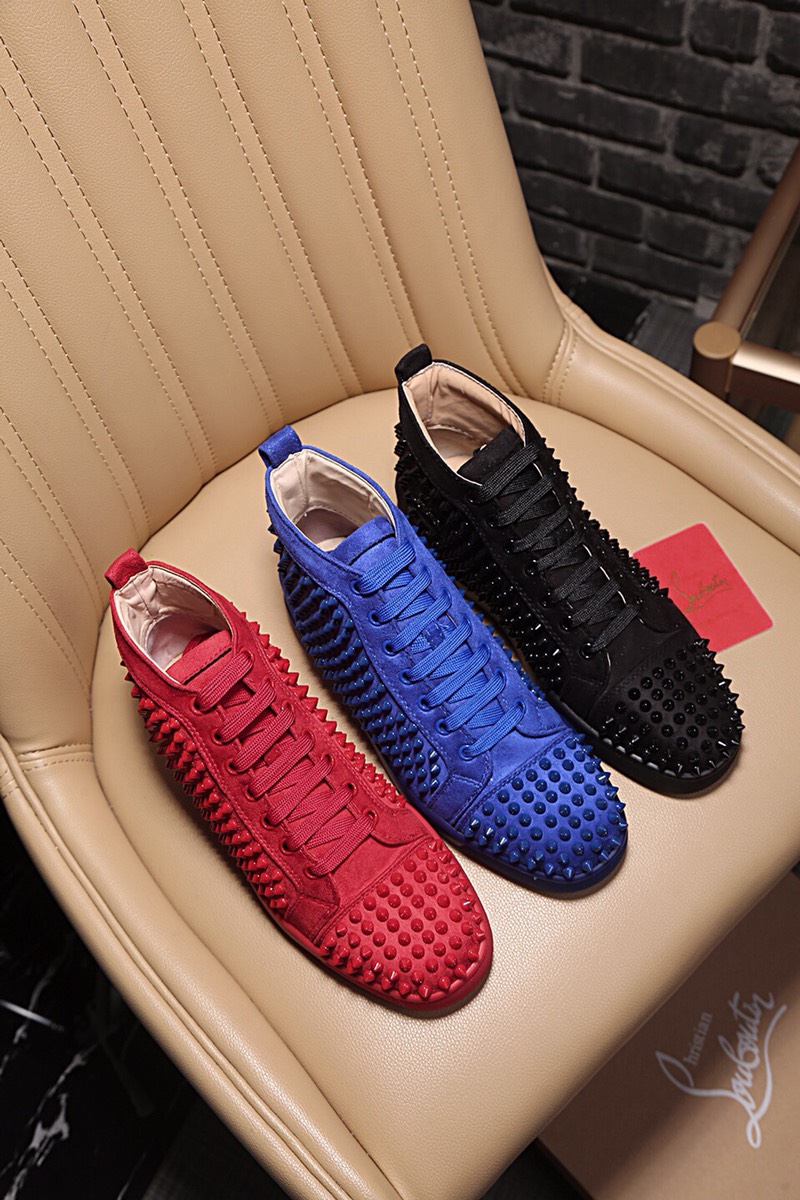 Christian Louboutin Louis Junior Spikes Orlato Flat Sneakers 7 - vstockx