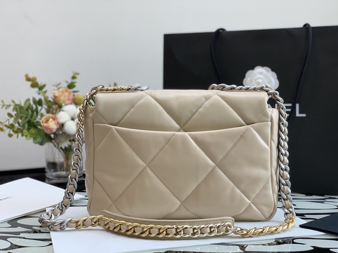 Handbag Chanel size 36 cm - vstockx