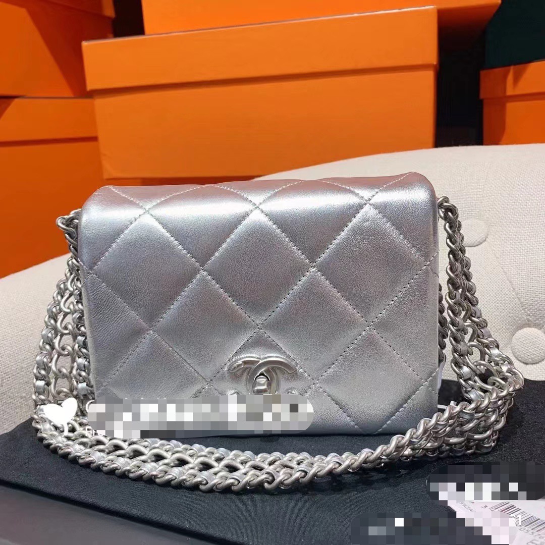 Handbag Chanel size 18 cm - vstockx