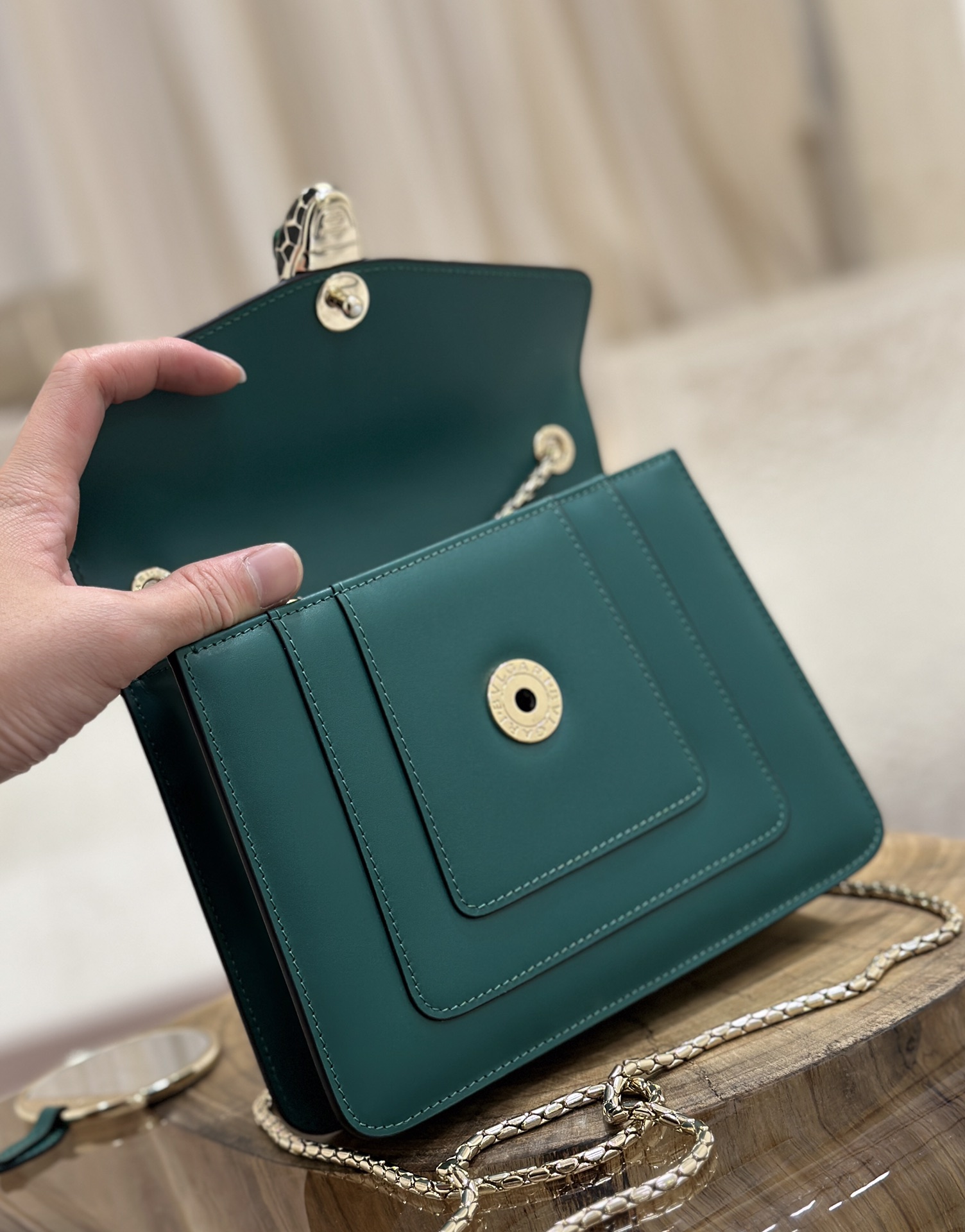 Handbags Bvlgari 35107 size:20*15*5 cm - vstockx