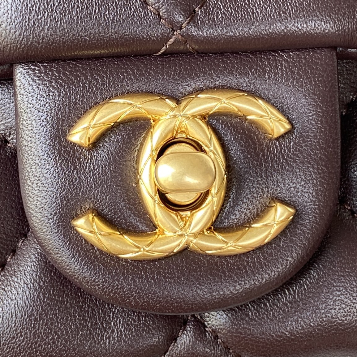 Handbag Chanel AS3609 size 16*25*10 cm - vstockx