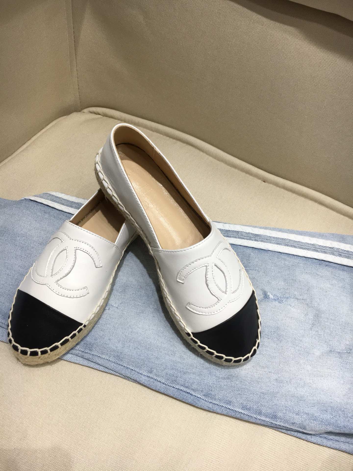 Chanel Loafers 51 - vstockx