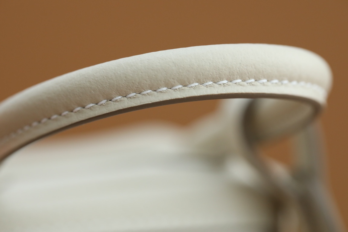 Handbags HermesLindy mini tc - vstockx