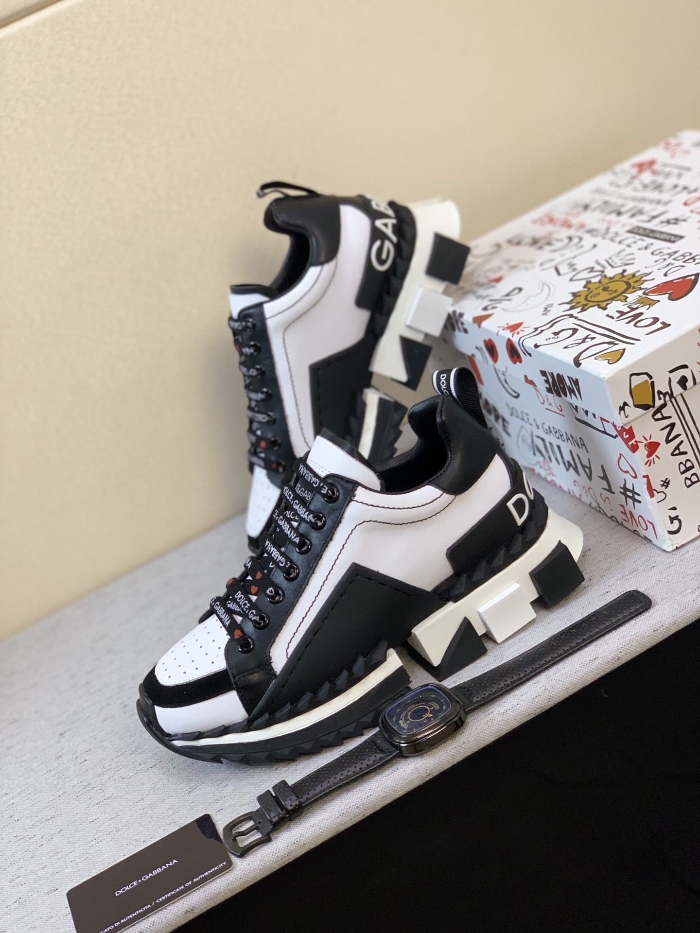 Dolce & Gabbana Low Tops Sneakers 32 - vstockx