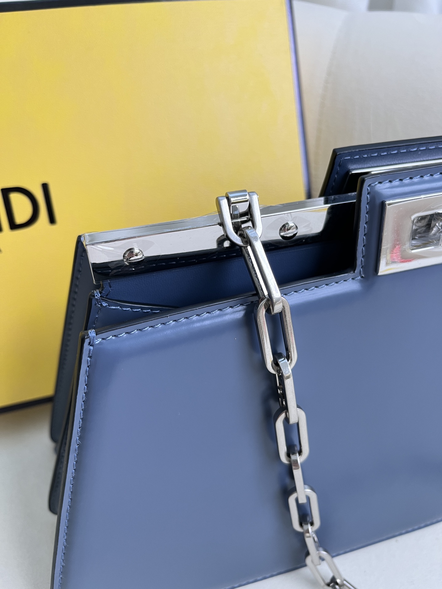 handbags FENDI 1011 size:34*18.5*11cm - vstockx