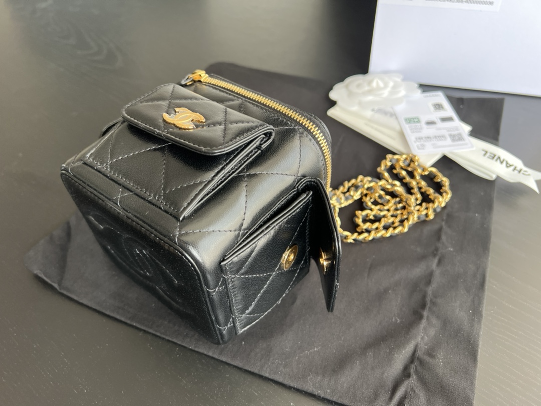 Handbag Chanel AP3016 size 11cmx11cmx11 cm - vstockx