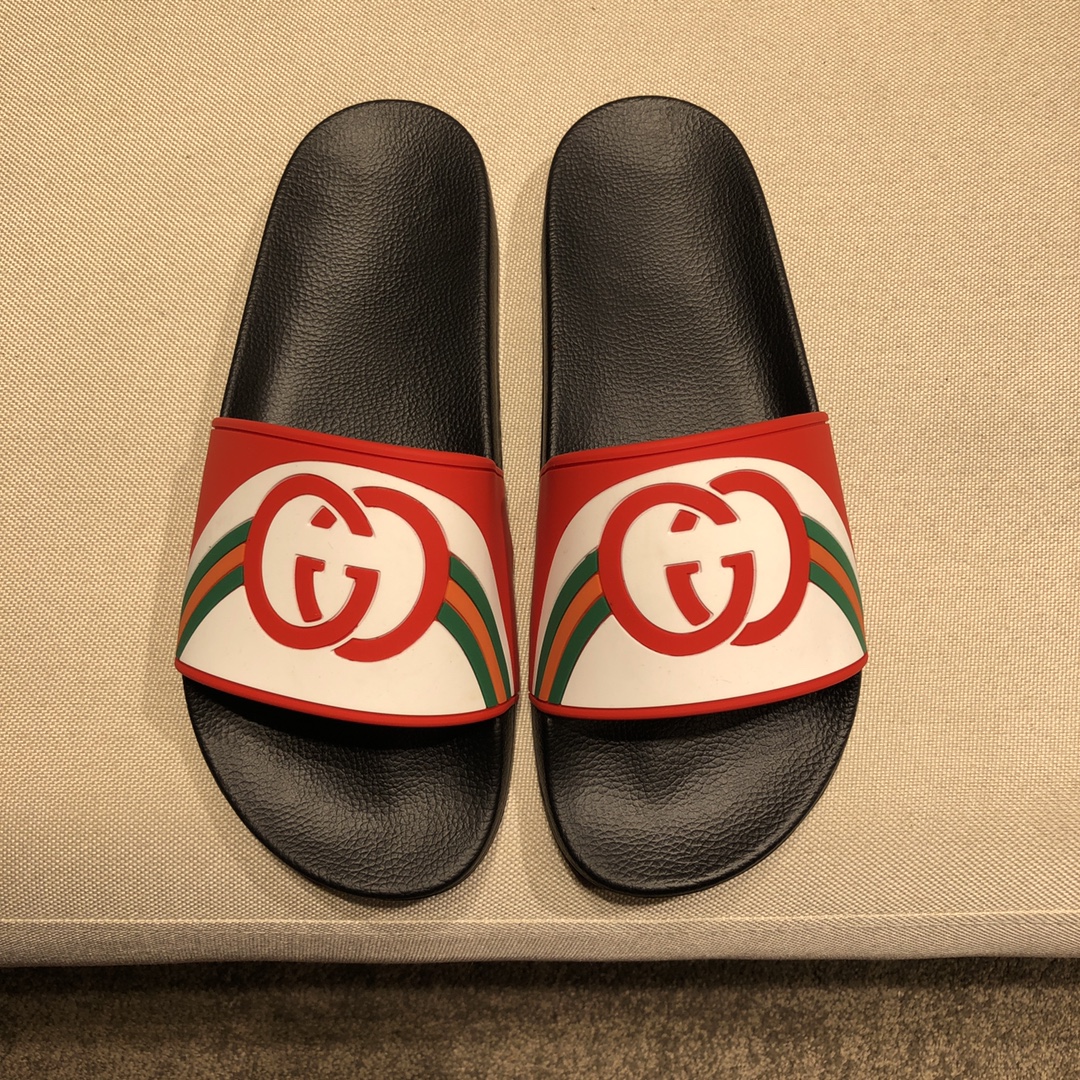 Gucci Slippers 43 - vstockx