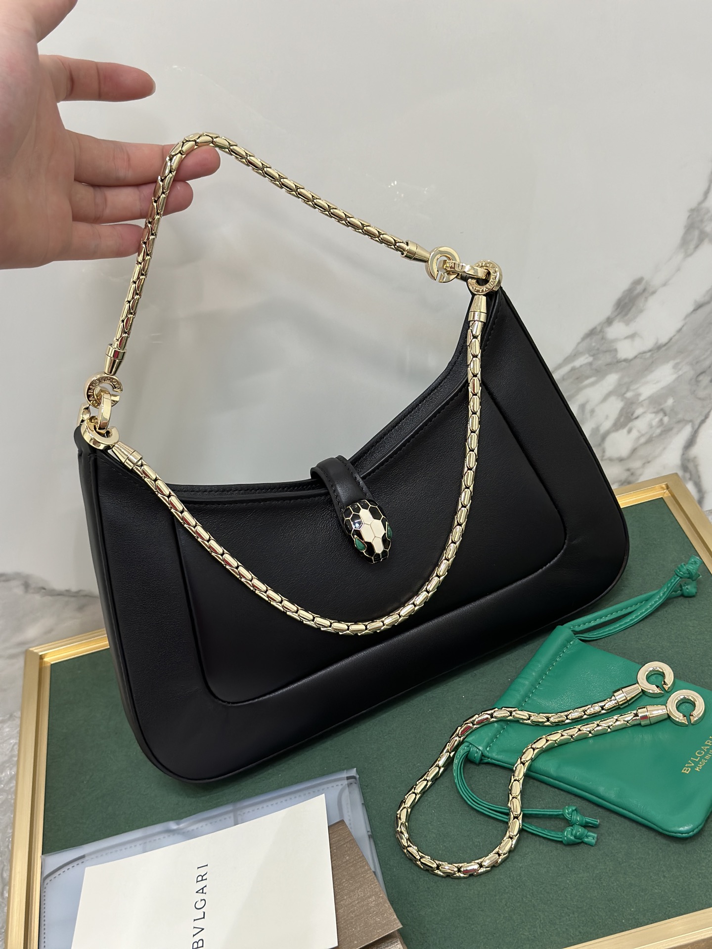Handbags Bvlgari 293208 size:27.5*18*3.5 cm - vstockx